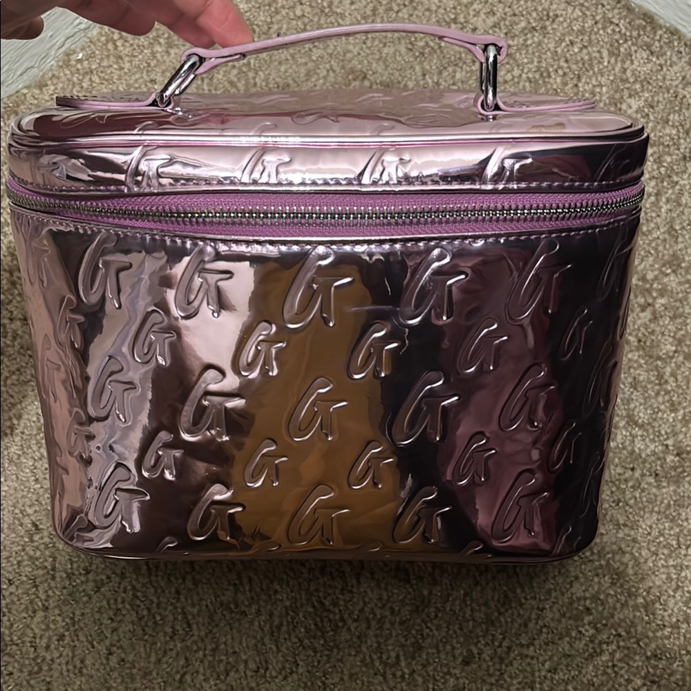 Glam-Aholic Stylish Metallic Makeup Bag